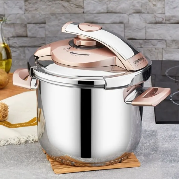 Delux Stainless-Steel Pressure Cooker,  236.7 Oz